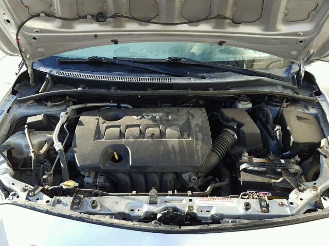 2T1BU40E59C044885 - 2009 TOYOTA COROLLA BA SILVER photo 7