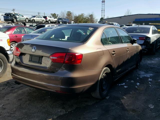 3VW2K7AJ5CM306970 - 2012 VOLKSWAGEN JETTA BASE TAN photo 4