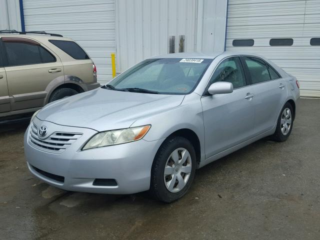 4T1BE46K47U675164 - 2007 TOYOTA CAMRY NEW SILVER photo 2