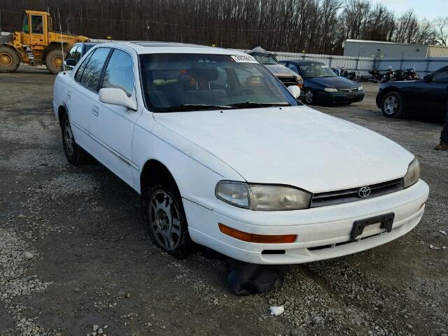 4T1VK13E3PU056347 - 1993 TOYOTA CAMRY XLE WHITE photo 1