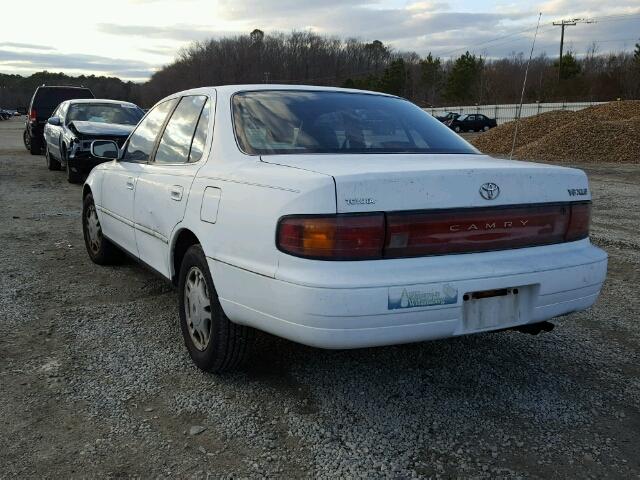 4T1VK13E3PU056347 - 1993 TOYOTA CAMRY XLE WHITE photo 3