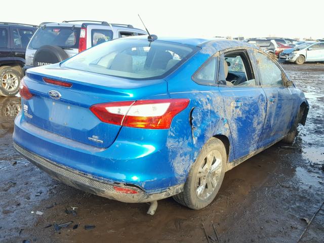 1FADP3F24EL452486 - 2014 FORD FOCUS SE BLUE photo 4