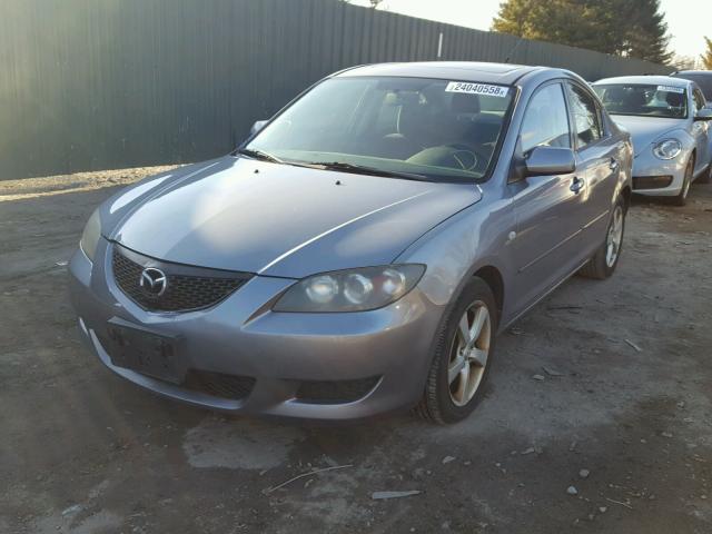 JM1BK32F951261893 - 2005 MAZDA 3 I GRAY photo 2