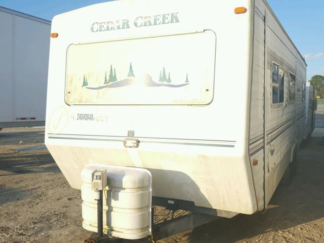 4X4TCRF21YP181530 - 2000 CEDR CEDARCREEK WHITE photo 2