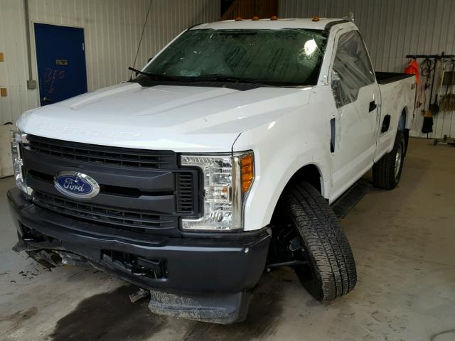 1FTRF3B62HEF25181 - 2017 FORD F350 SUPER WHITE photo 2