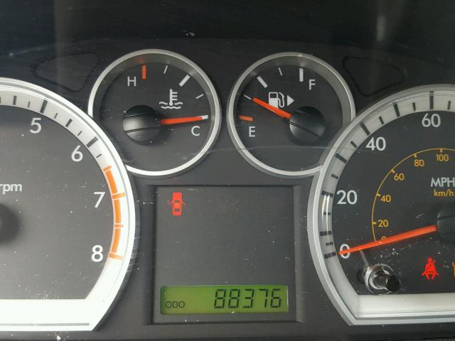 KL1TD5DE5BB186556 - 2011 CHEVROLET AVEO LS BLACK photo 8