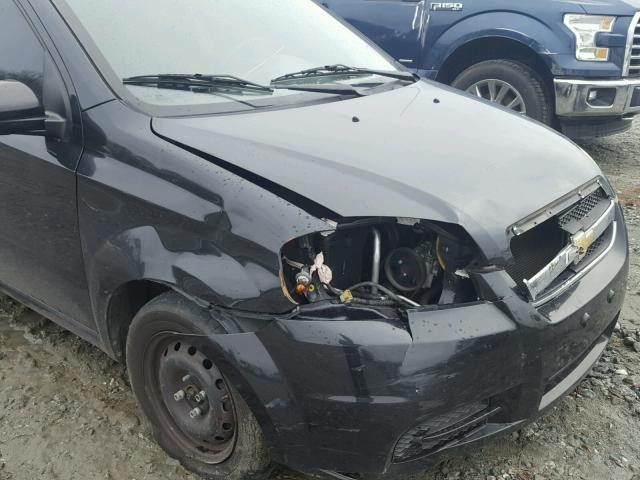 KL1TD5DE5BB186556 - 2011 CHEVROLET AVEO LS BLACK photo 9