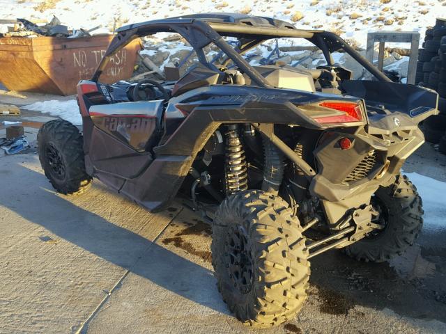 3JBVDAW28HK001803 - 2017 CAN-AM MAVERICK X BLACK photo 3