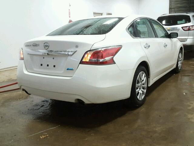 1N4AL3AP4EC275603 - 2014 NISSAN ALTIMA 2.5 WHITE photo 4