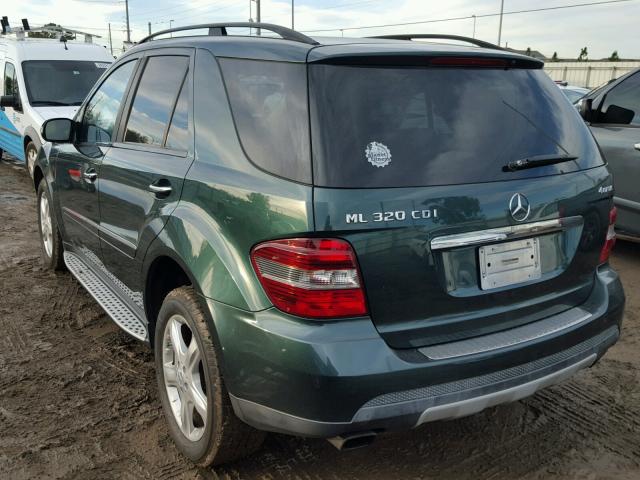 4JGBB22E78A352386 - 2008 MERCEDES-BENZ ML 320 CDI GREEN photo 3