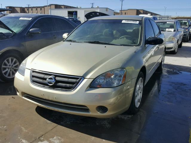 1N4AL11D33C100329 - 2003 NISSAN ALTIMA BAS GOLD photo 2