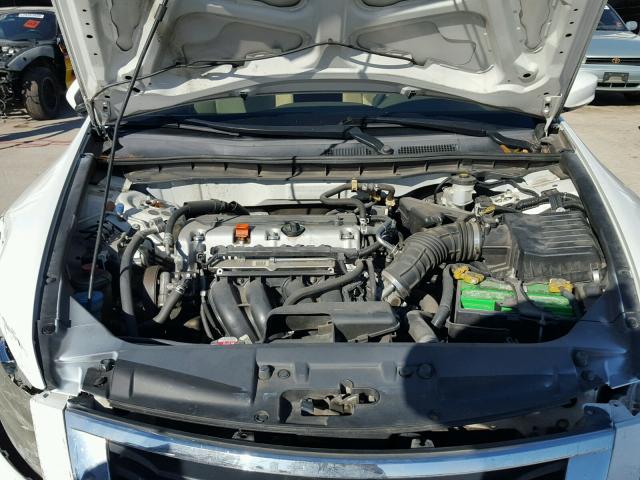 1HGCP26468A000753 - 2008 HONDA ACCORD LXP WHITE photo 7