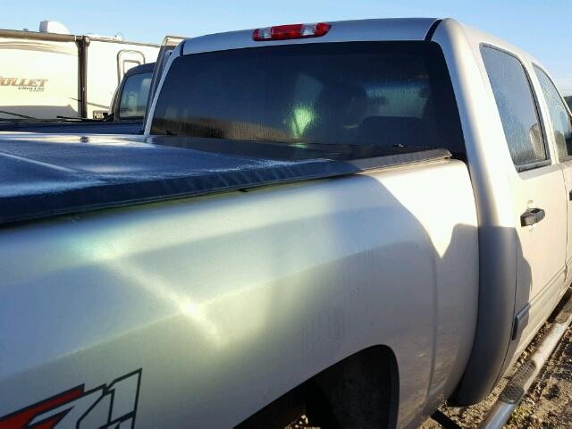 1GCHK536X9F171987 - 2009 CHEVROLET SILVERADO SILVER photo 10