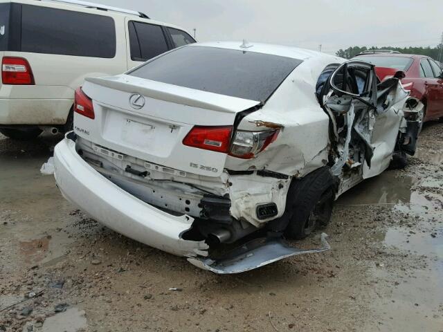 JTHBK262285062861 - 2008 LEXUS IS 250 WHITE photo 4