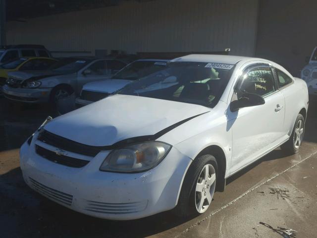 1G1AK18F887252085 - 2008 CHEVROLET COBALT LS WHITE photo 2