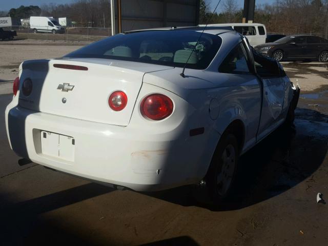 1G1AK18F887252085 - 2008 CHEVROLET COBALT LS WHITE photo 4