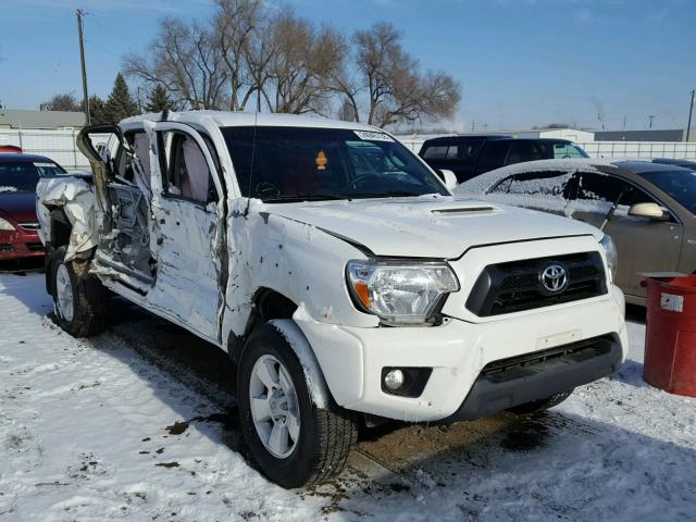 3TMLU4EN3FM197930 - 2015 TOYOTA TACOMA DOU WHITE photo 1