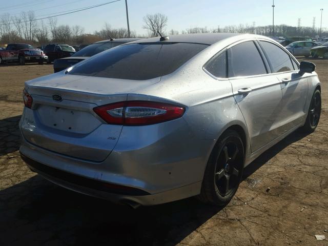 3FA6P0H79DR372648 - 2013 FORD FUSION SE SILVER photo 4