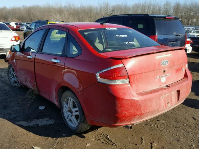 1FAHP34N98W104975 - 2008 FORD FOCUS S/SE RED photo 3