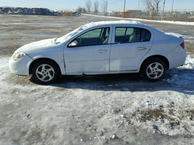 1G2AJ55F977203454 - 2007 PONTIAC G5 WHITE photo 9