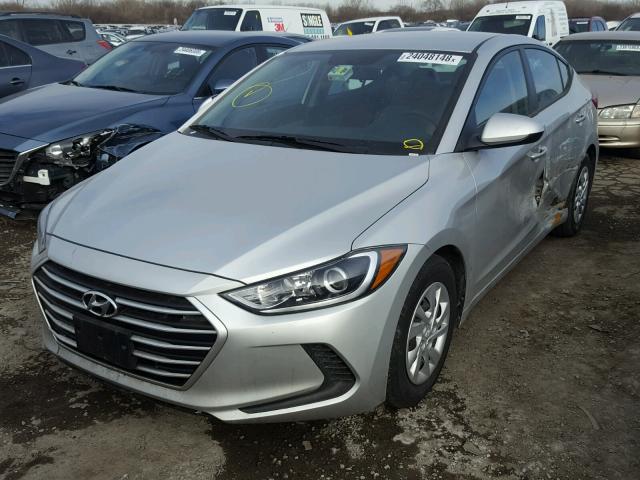 5NPD74LF0HH205062 - 2017 HYUNDAI ELANTRA SE SILVER photo 2