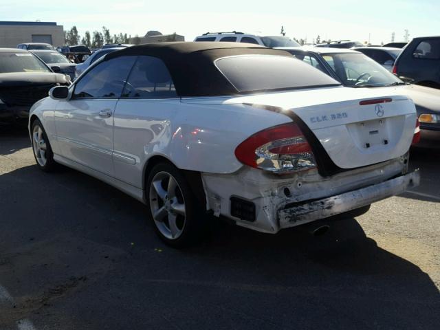 WDBTK65G55T052566 - 2005 MERCEDES-BENZ CLK 320 WHITE photo 3