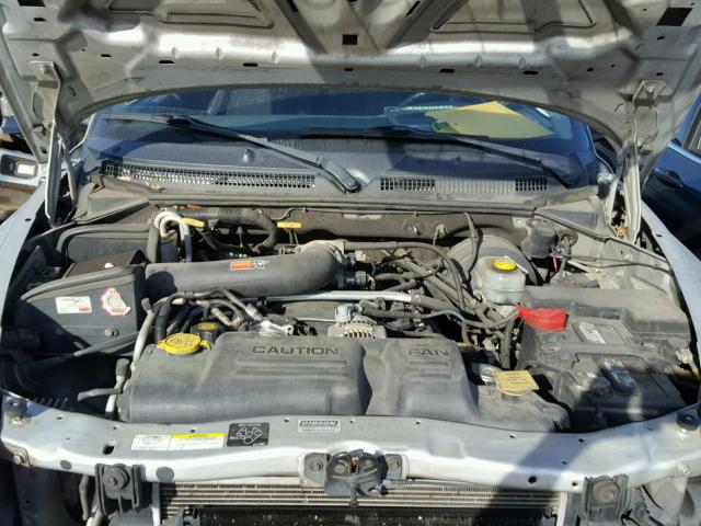 1B7HG38N52S660834 - 2002 DODGE DAKOTA QUA SILVER photo 7