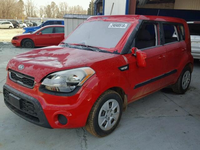 KNDJT2A53D7543213 - 2013 KIA SOUL RED photo 2