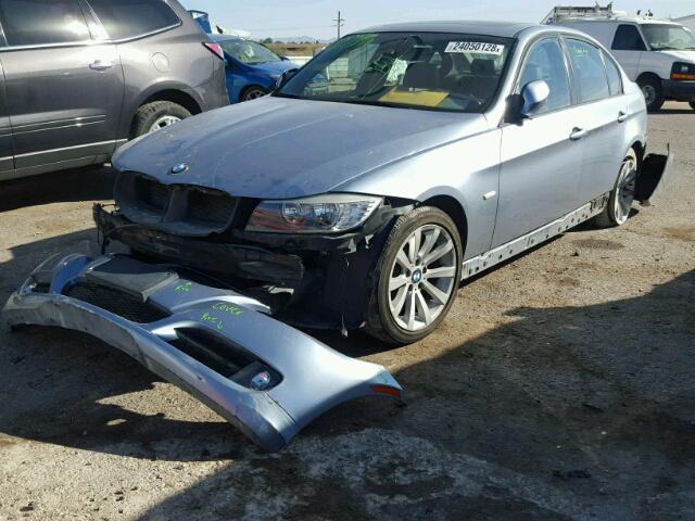 WBAPK5G56BNN29205 - 2011 BMW 328 XI SUL SILVER photo 2