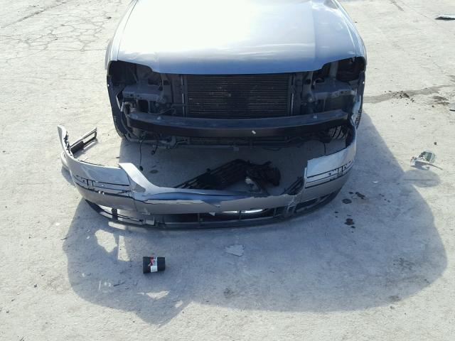 WVWTU63B35P020324 - 2005 VOLKSWAGEN PASSAT GLX GRAY photo 9