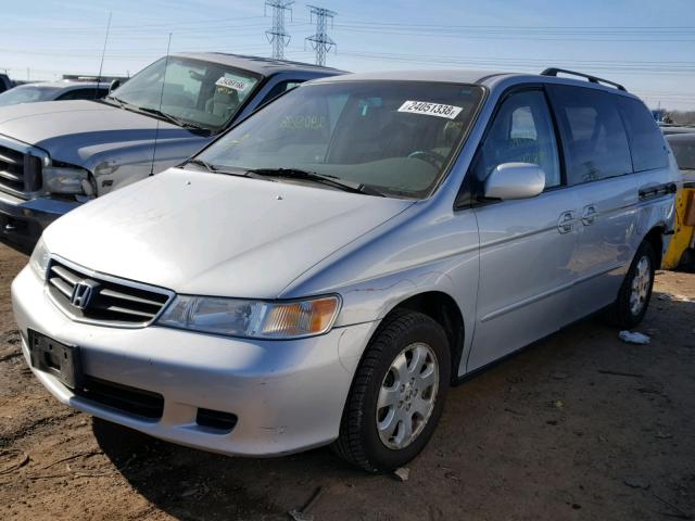 5FNRL18942B041369 - 2002 HONDA ODYSSEY EX SILVER photo 2