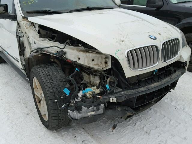 5UXFF03509LJ95821 - 2009 BMW X5 XDRIVE3 WHITE photo 9