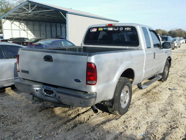 1FTNX20586EB11898 - 2006 FORD F250 SUPER SILVER photo 4