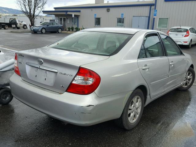 4T1BF32K64U581148 - 2004 TOYOTA CAMRY LE SILVER photo 4