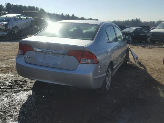 19XFA16519E019614 - 2009 HONDA CIVIC LX SILVER photo 4