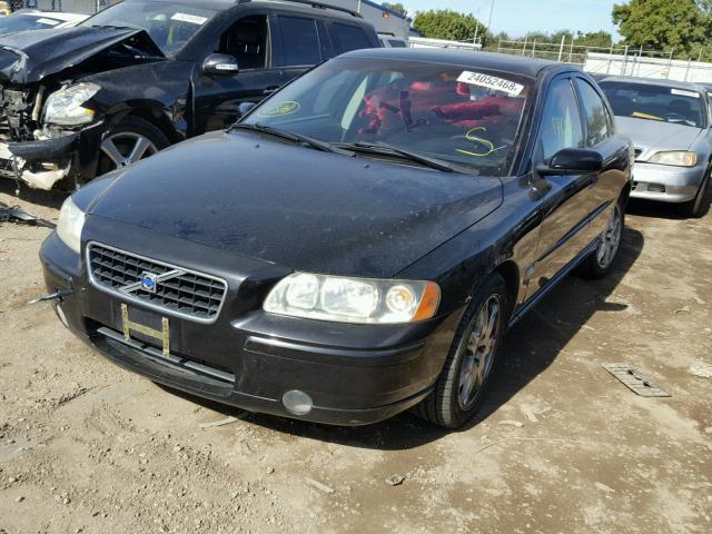 YV1RS592052427252 - 2005 VOLVO S60 2.5T BLACK photo 2