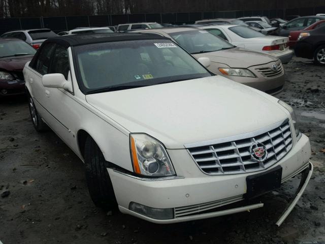 1G6KD57Y57U228104 - 2007 CADILLAC DTS WHITE photo 1