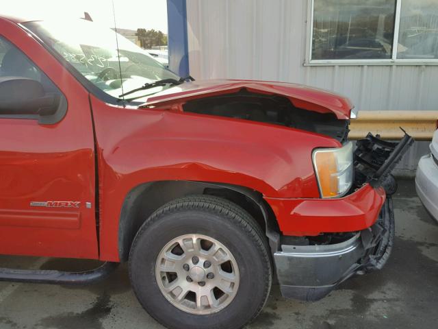 2GTFC13Y971531723 - 2007 GMC NEW SIERRA RED photo 9