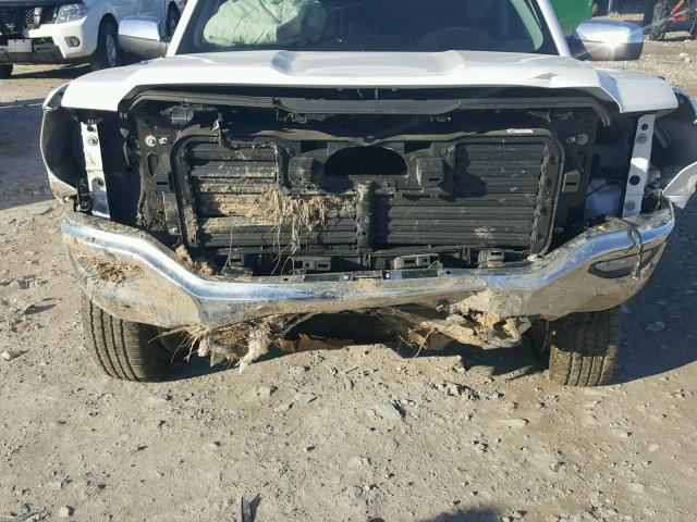 3GTU2NEC8HG306530 - 2017 GMC SIERRA K15 WHITE photo 7