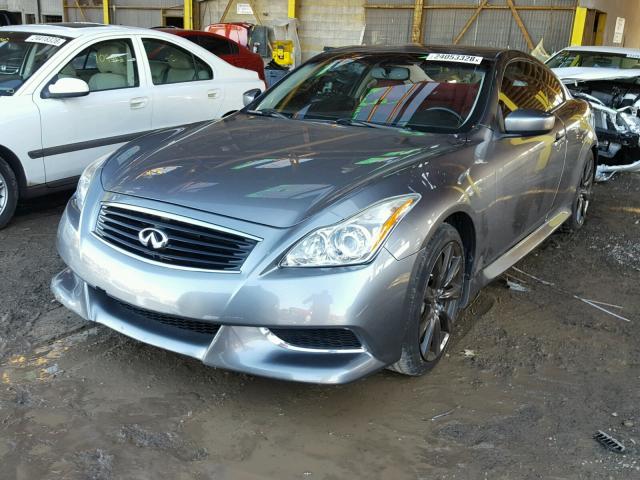 JN1CV6EK2AM101467 - 2010 INFINITI G37 BASE GRAY photo 2