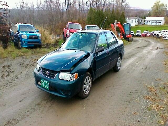 2T1BR12EX2C540672 - 2002 TOYOTA COROLLA CE GREEN photo 2