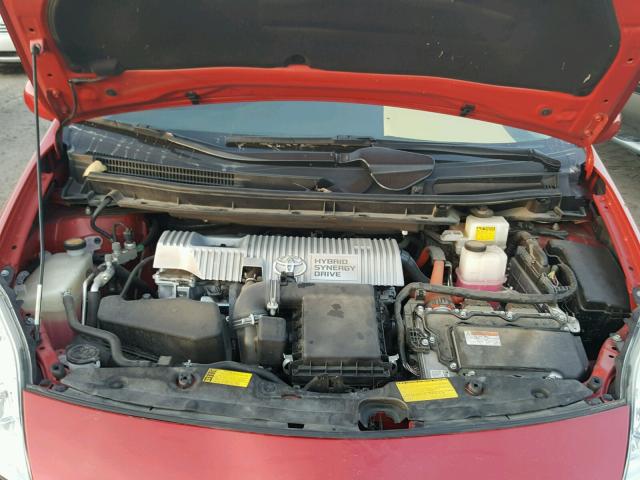 JTDKN3DU2D0337378 - 2013 TOYOTA PRIUS RED photo 7