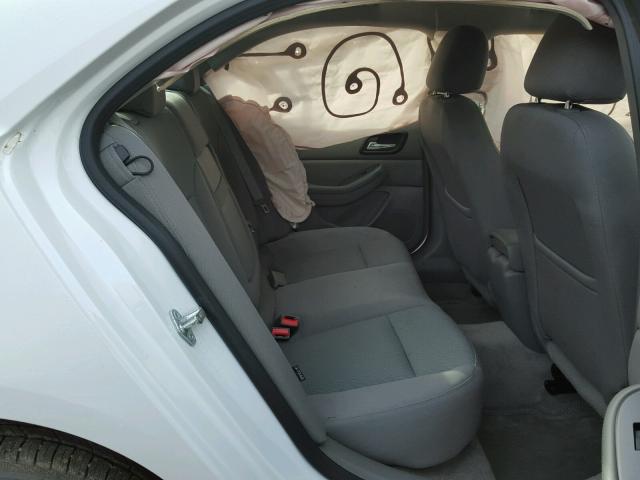 1G11B5SA8DF211203 - 2013 CHEVROLET MALIBU LS WHITE photo 6