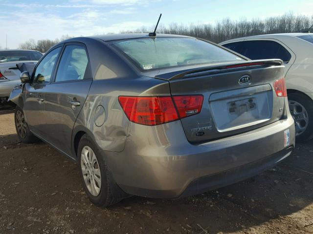 KNAFU4A26D5664878 - 2013 KIA FORTE EX GRAY photo 3