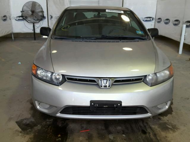 2HGFG11626H582865 - 2006 HONDA CIVIC LX SILVER photo 9