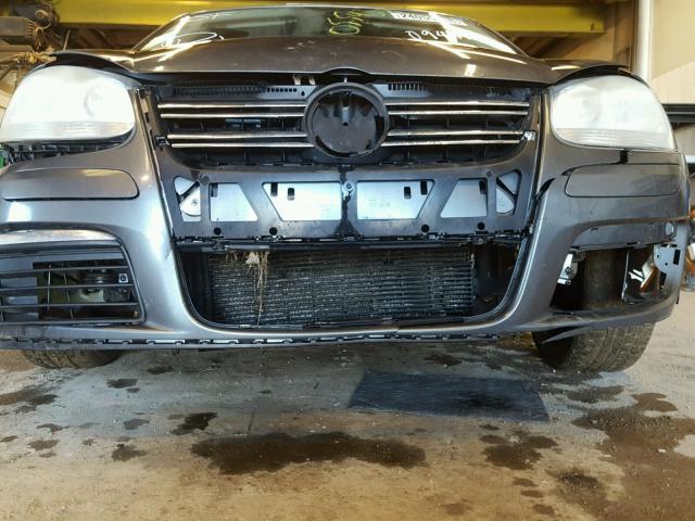 3VWJM71K68M094912 - 2008 VOLKSWAGEN JETTA S SILVER photo 9