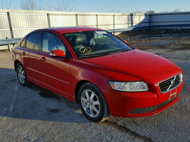 YV1MS390392465741 - 2009 VOLVO S40 2.4I RED photo 1