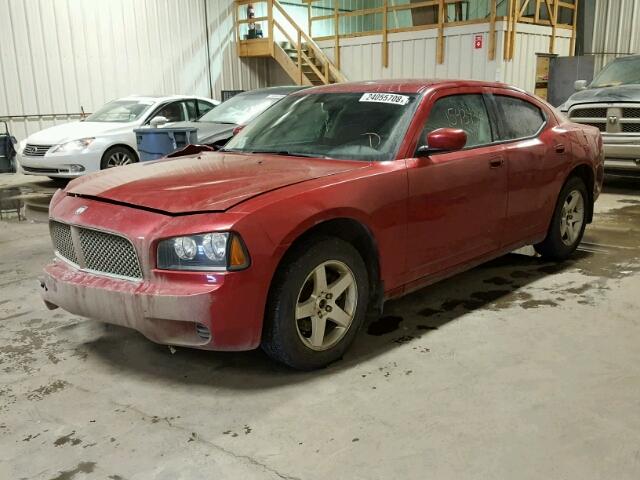 2B3CA4CD8AH250889 - 2010 DODGE CHARGER RED photo 2