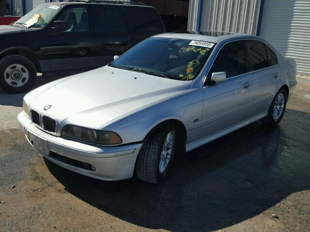 WBADT63402CH90332 - 2002 BMW 530 I AUTO SILVER photo 2