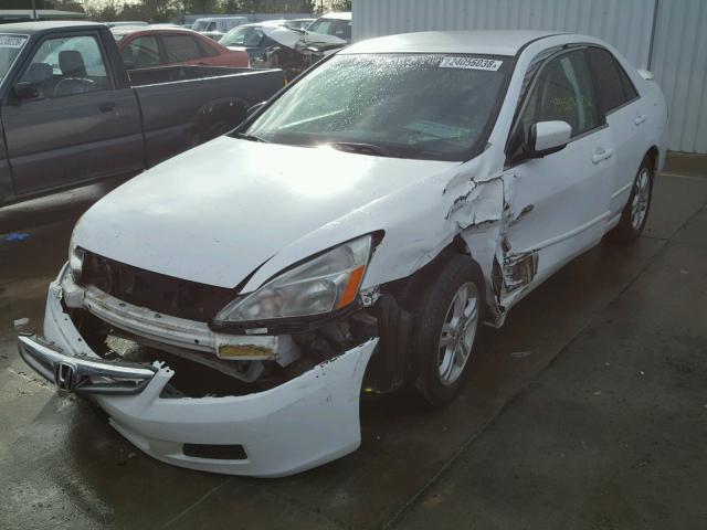 1HGCM56336A157199 - 2006 HONDA ACCORD SE WHITE photo 2